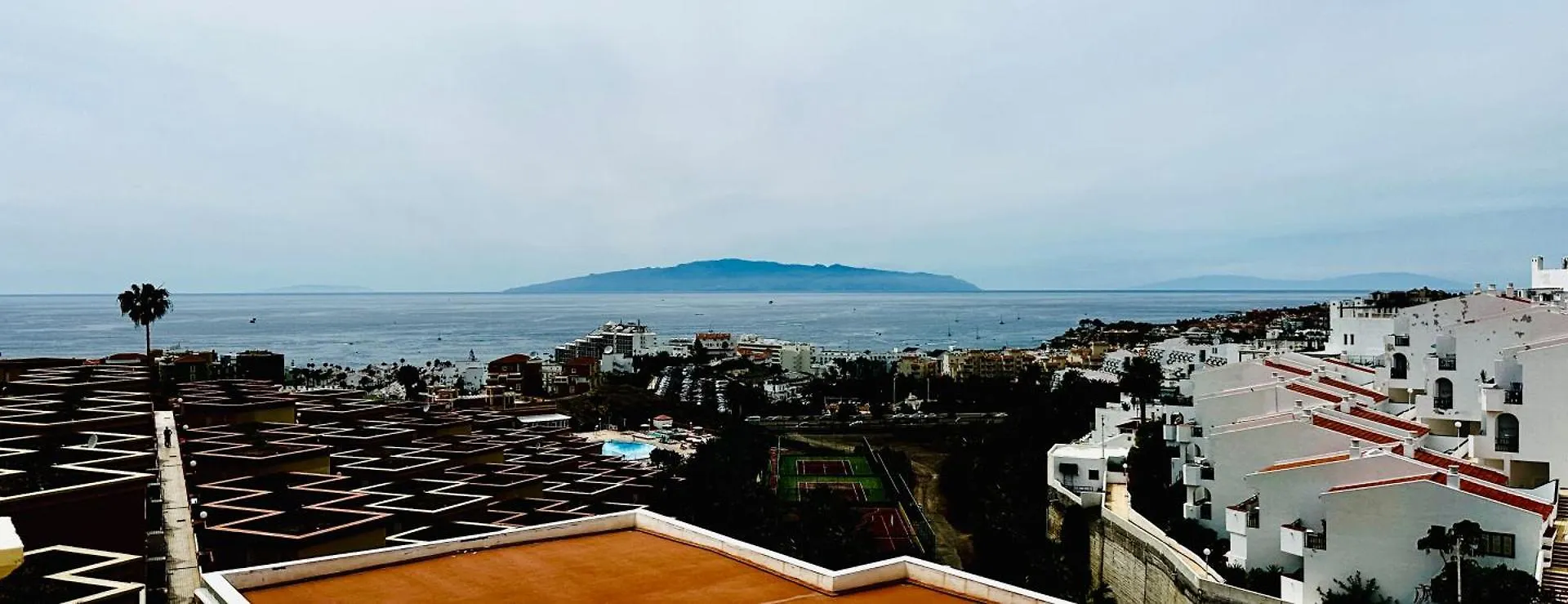 Apartamento Costa Adeje - Amazing Ocean And Teide View - Fast Wifi, Air Con 0*, Costa Adeje (Tenerife) España